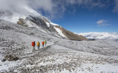 Thorong La Pass Trek Guide 2026: Elevation, Routes, and Essential Planning